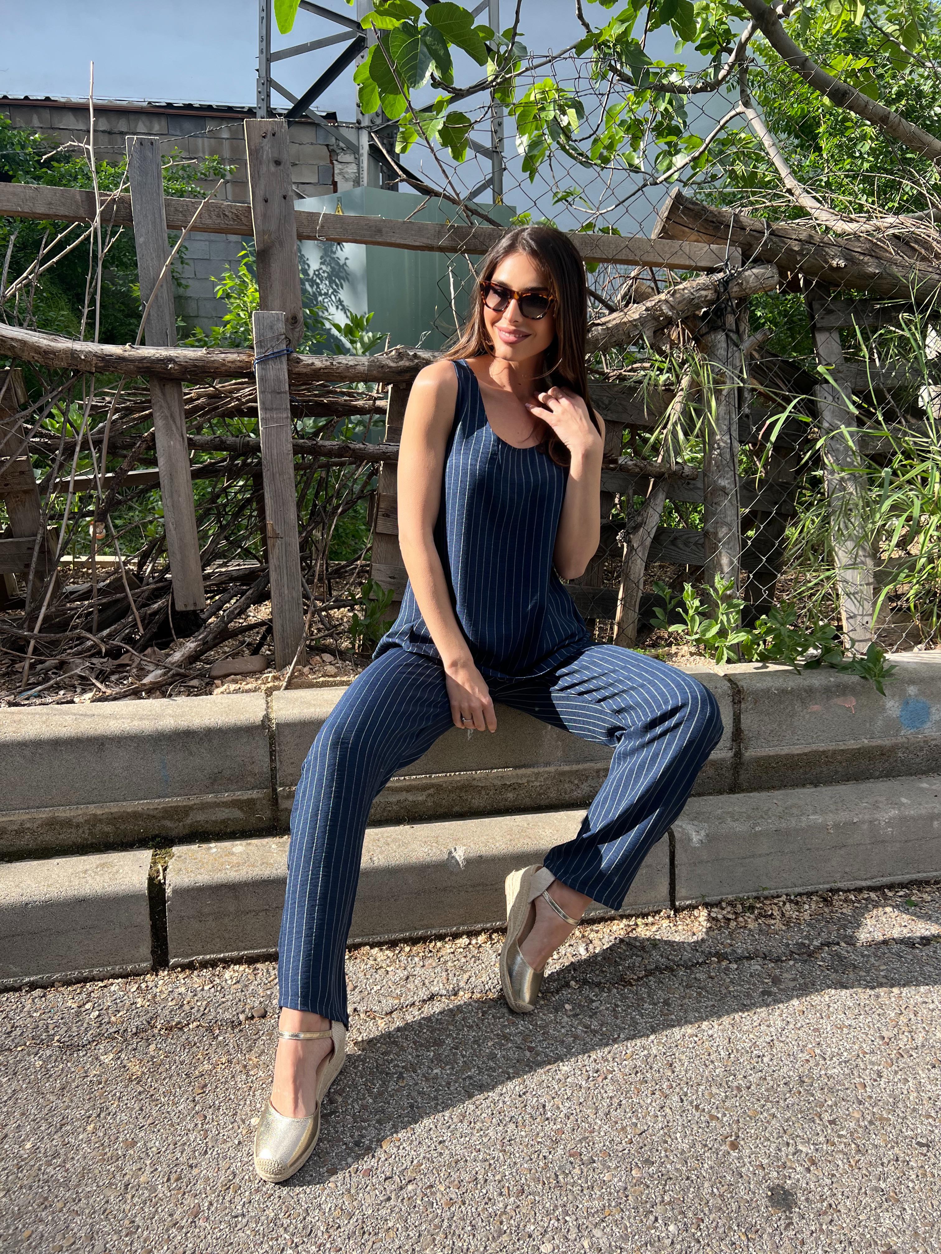 Conjunto pantalón y top en simil lino raya azul marino