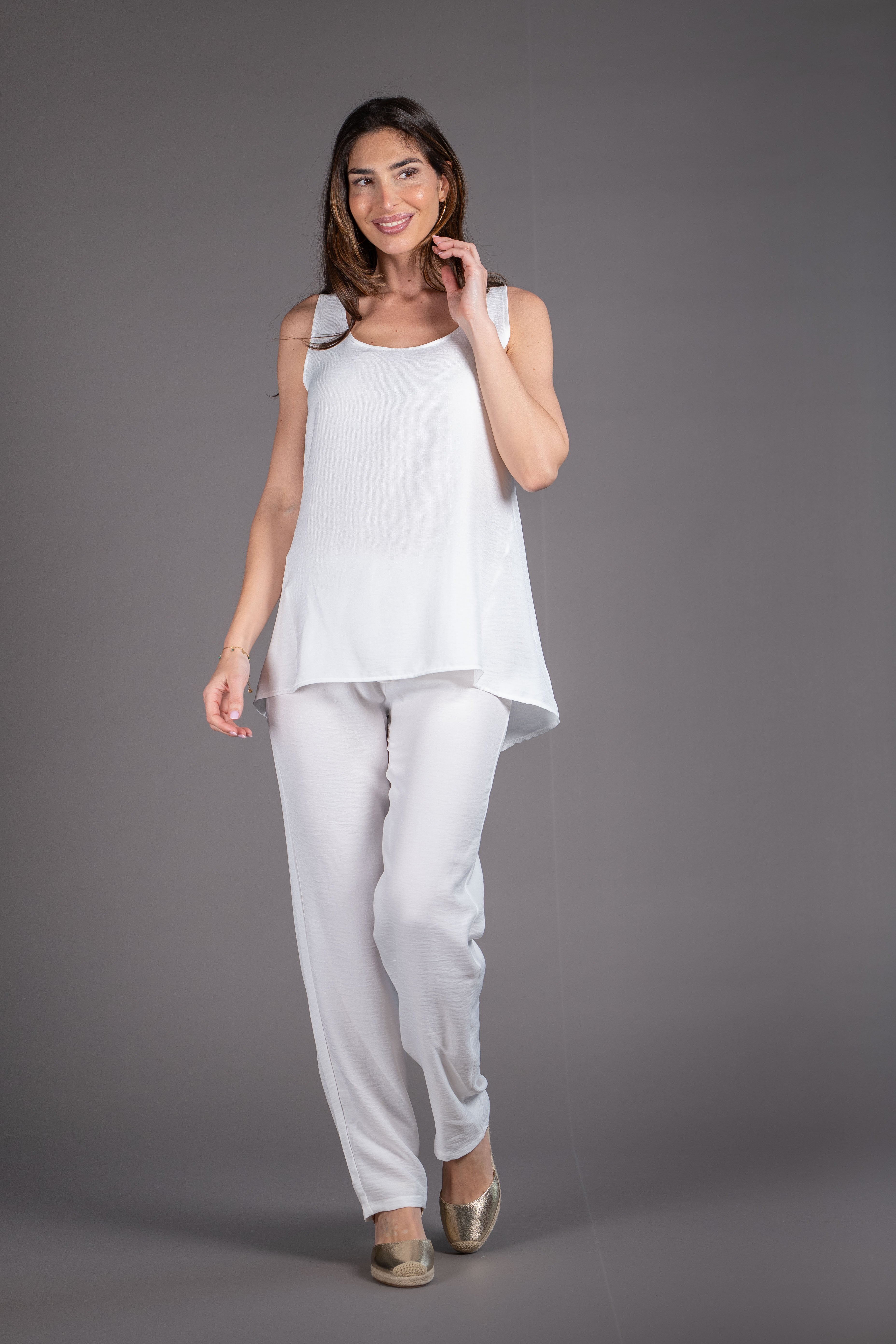 Conjunto pantalón y top en simil lino blanco